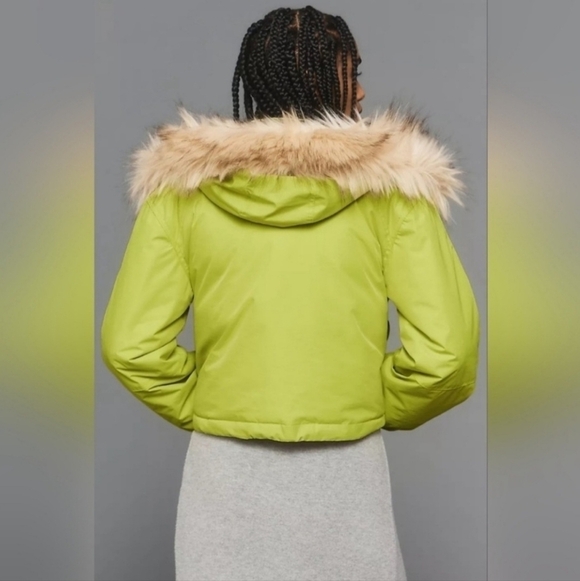 NWT Anthropologie Cropped Hooded Puffer Coat, Size XS - Picture 4 of 14